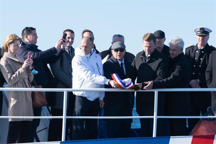 Slika /slike/foto 12_21/foto DHPUP-NOVALJA 6-12_21/nsl DHPUP-NOVALJA 6-12_21.jpg